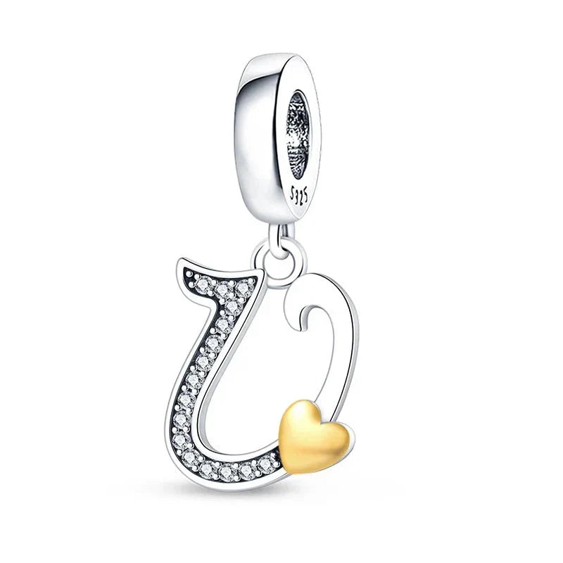 Charm con letras de corazón de oro