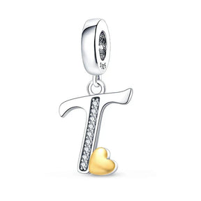 Charm con letras de corazón de oro