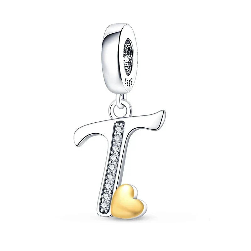 Charm con letras de corazón de oro