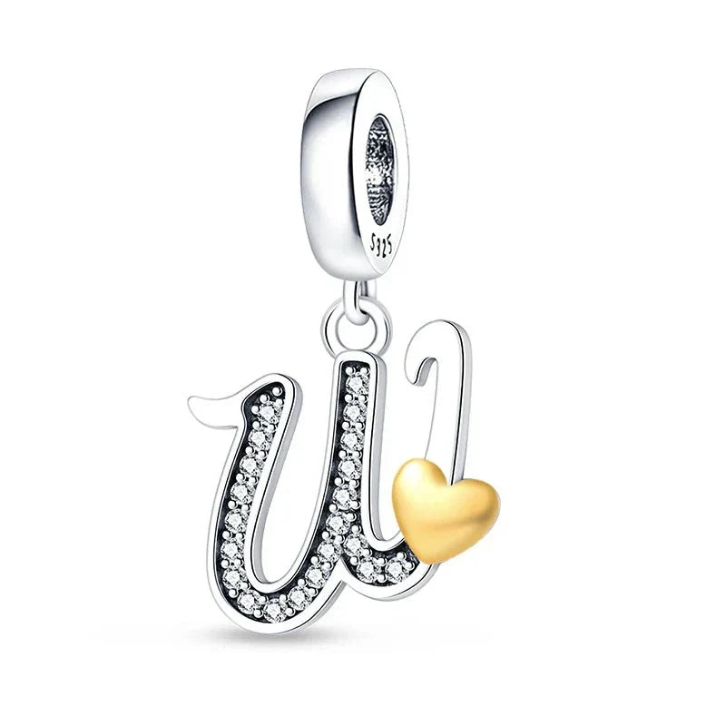 Charm con letras de corazón de oro